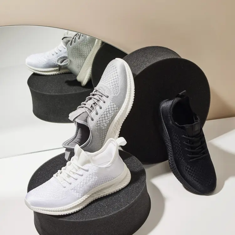 China Hot Selling Customized Brand Lightweight Zapatos Para Hombre Sneakers Mens Casual Shoes