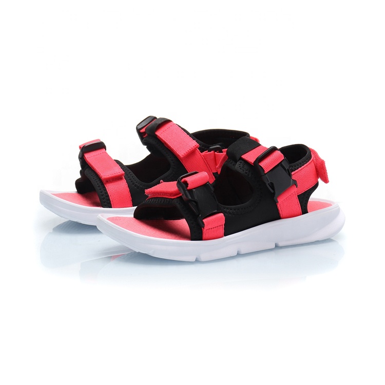 China Cheap OEM Fashion Soft Bottom Summer Beach Boys Girls Children Outdoor Sandals